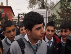 İHL öğrencileri bayram etti